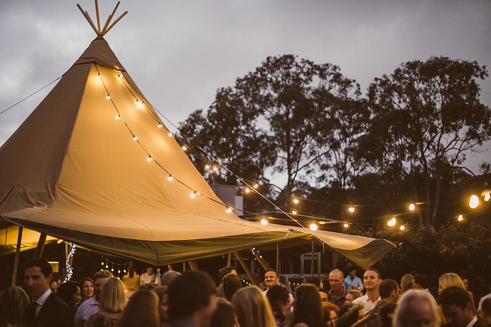 tipis gold coast night